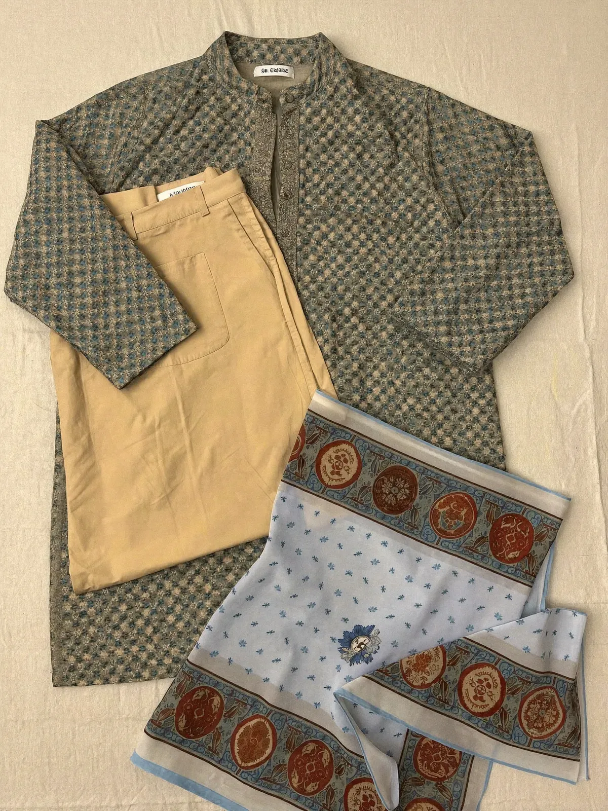 Cotton Lawn 3-Piece Unstitched Suit